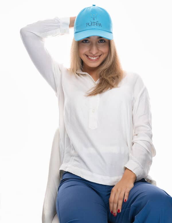 1-Fuerpa-brezza-marina-cappellino-indossato-modella